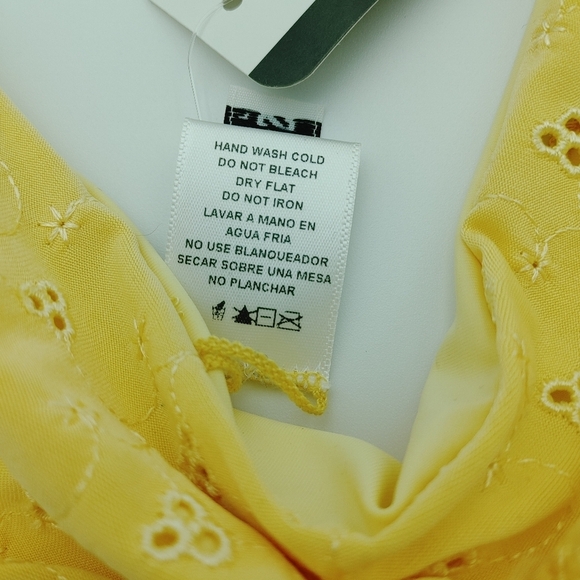 DIPPIN' Daisy's yellow eyelet bikini size M - Picture 14 of 15